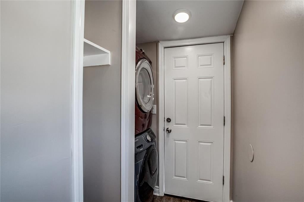 3300 Holmes Street — photo 14