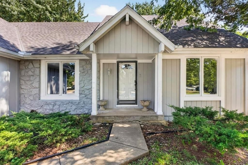 11827 Slater Street — photo 2