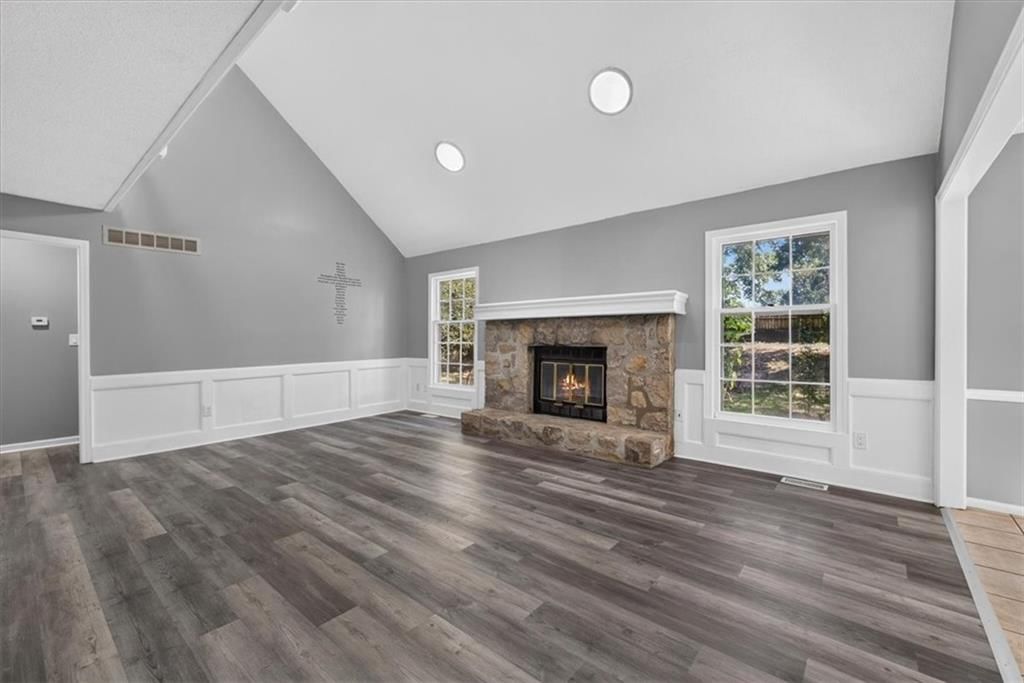 11827 Slater Street — photo 8