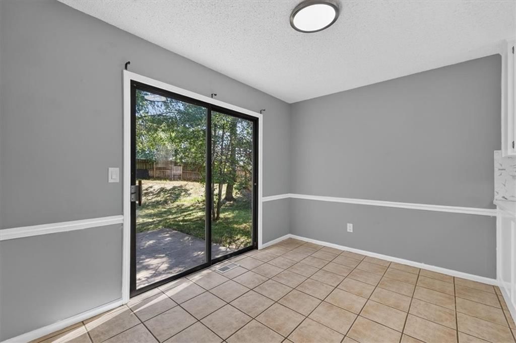 11827 Slater Street — photo 24