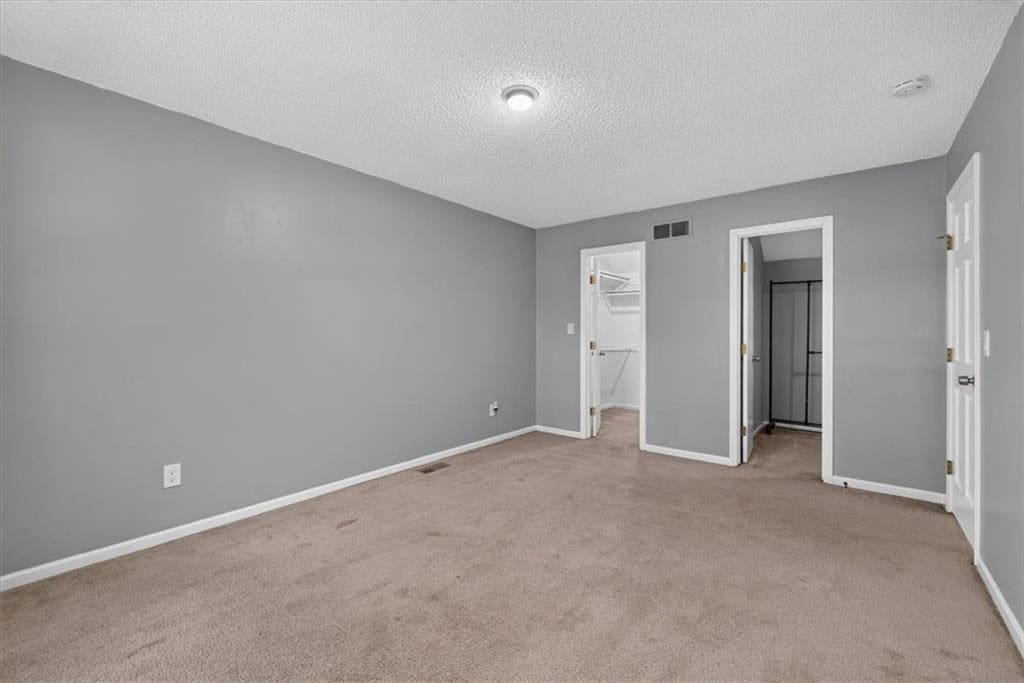 11827 Slater Street — photo 39