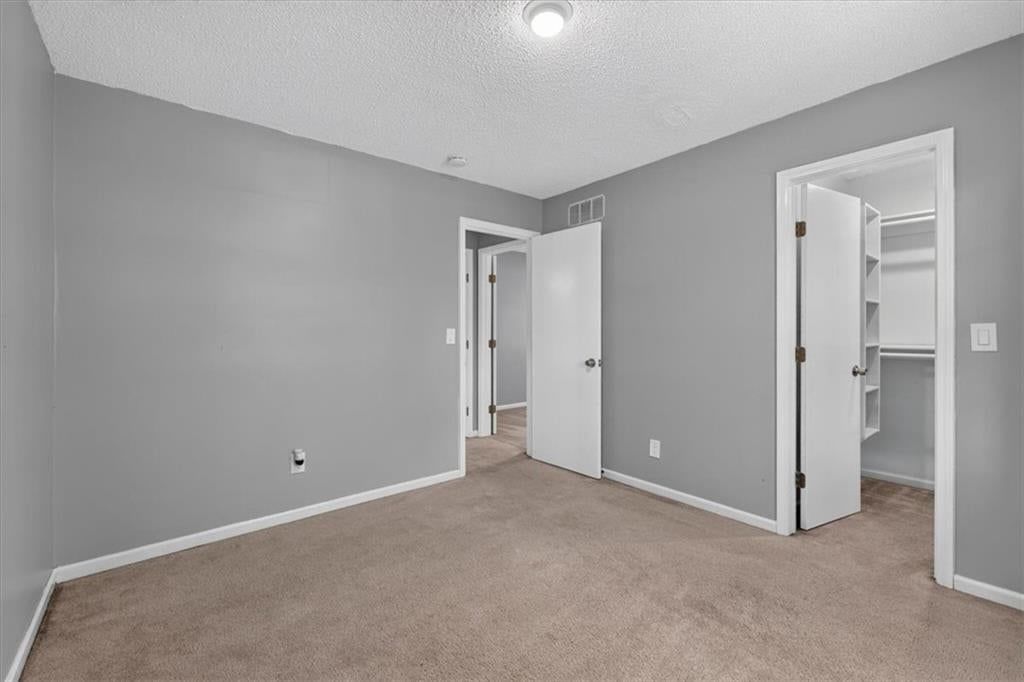 11827 Slater Street — photo 48