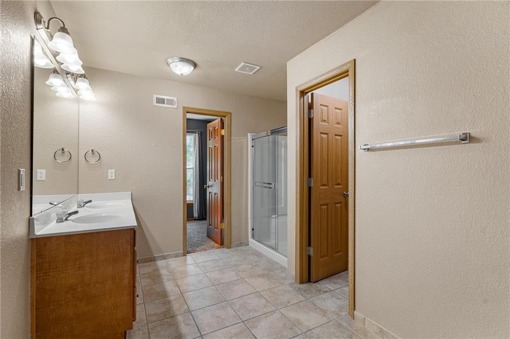 844 S Woodson Court — photo 16