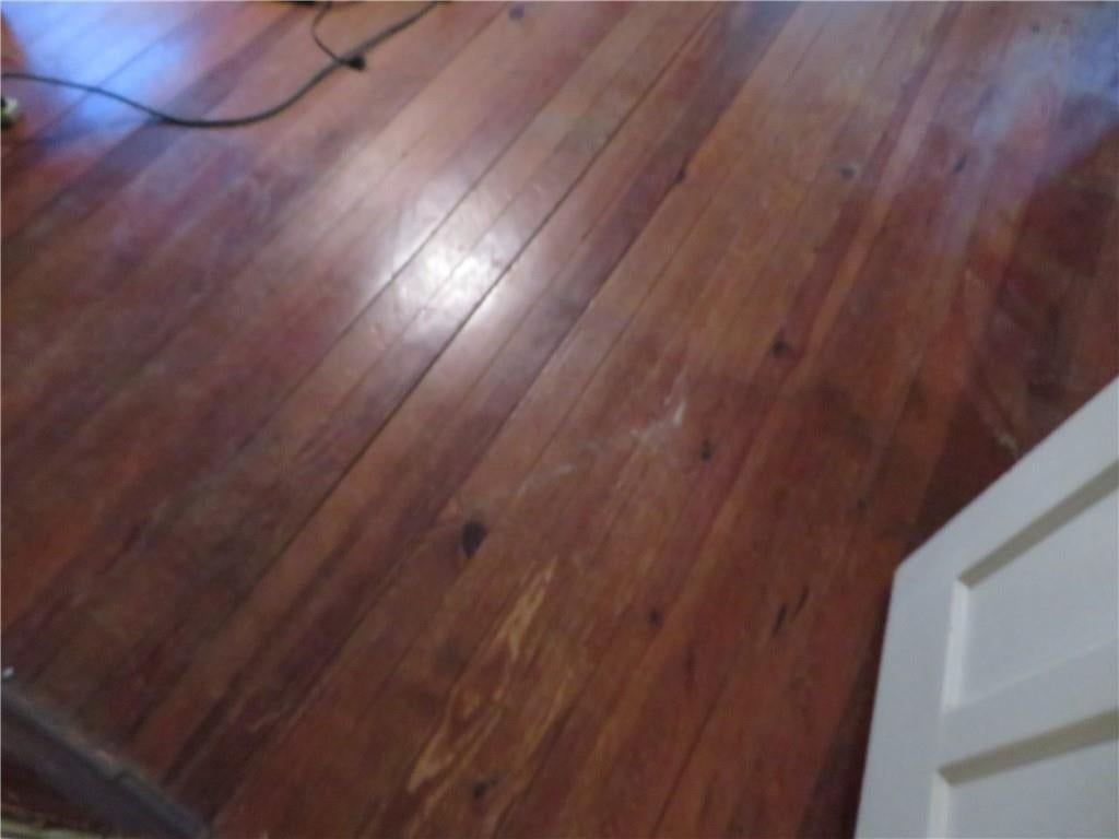 410 Linn Street — photo 9