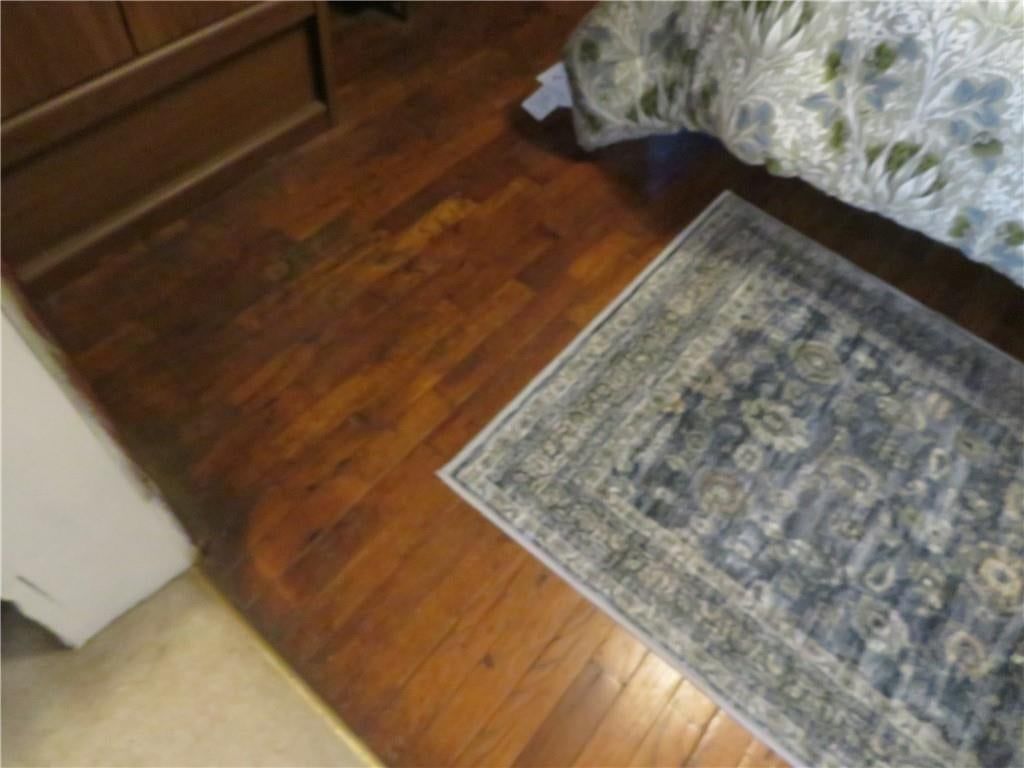 410 Linn Street — photo 10