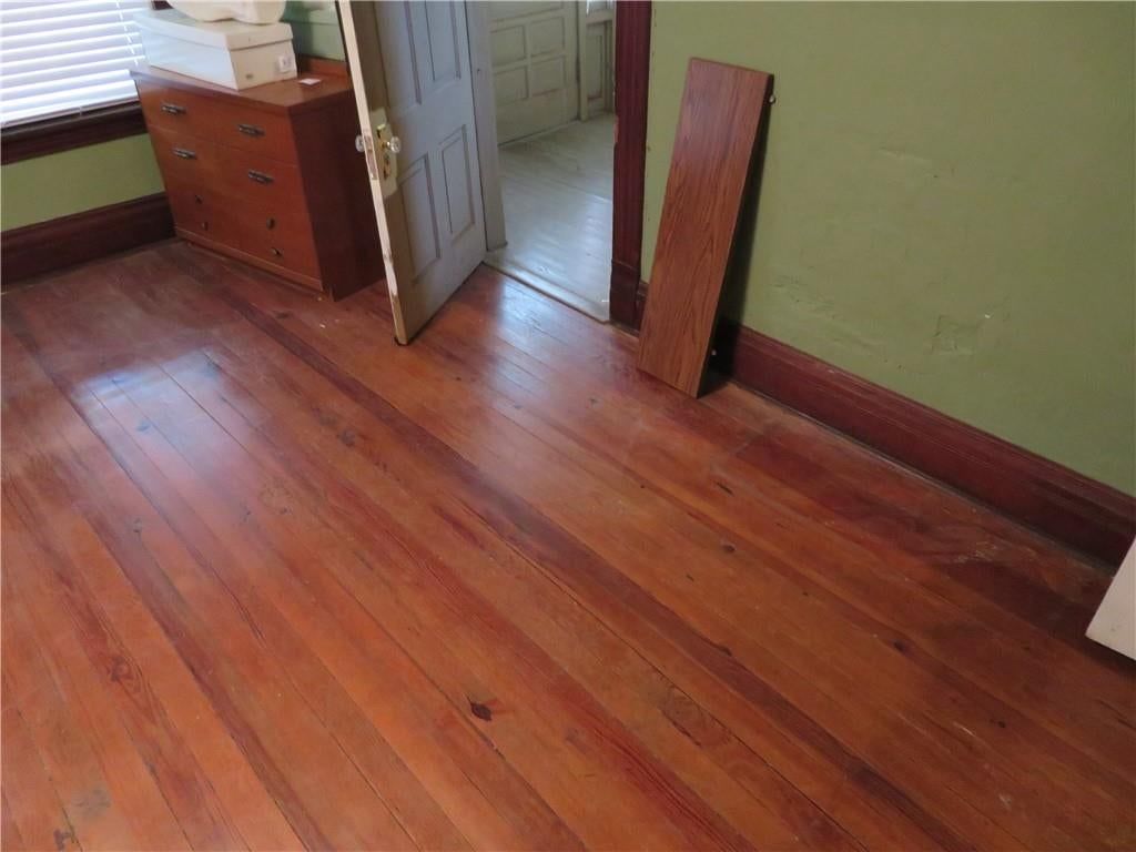 410 Linn Street — photo 30