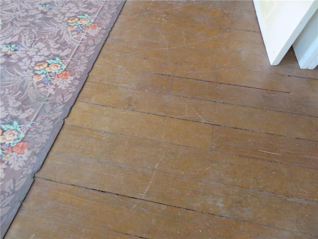 410 Linn Street — photo 31