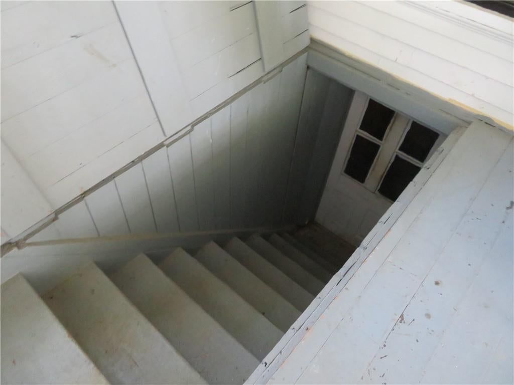 410 Linn Street — photo 47