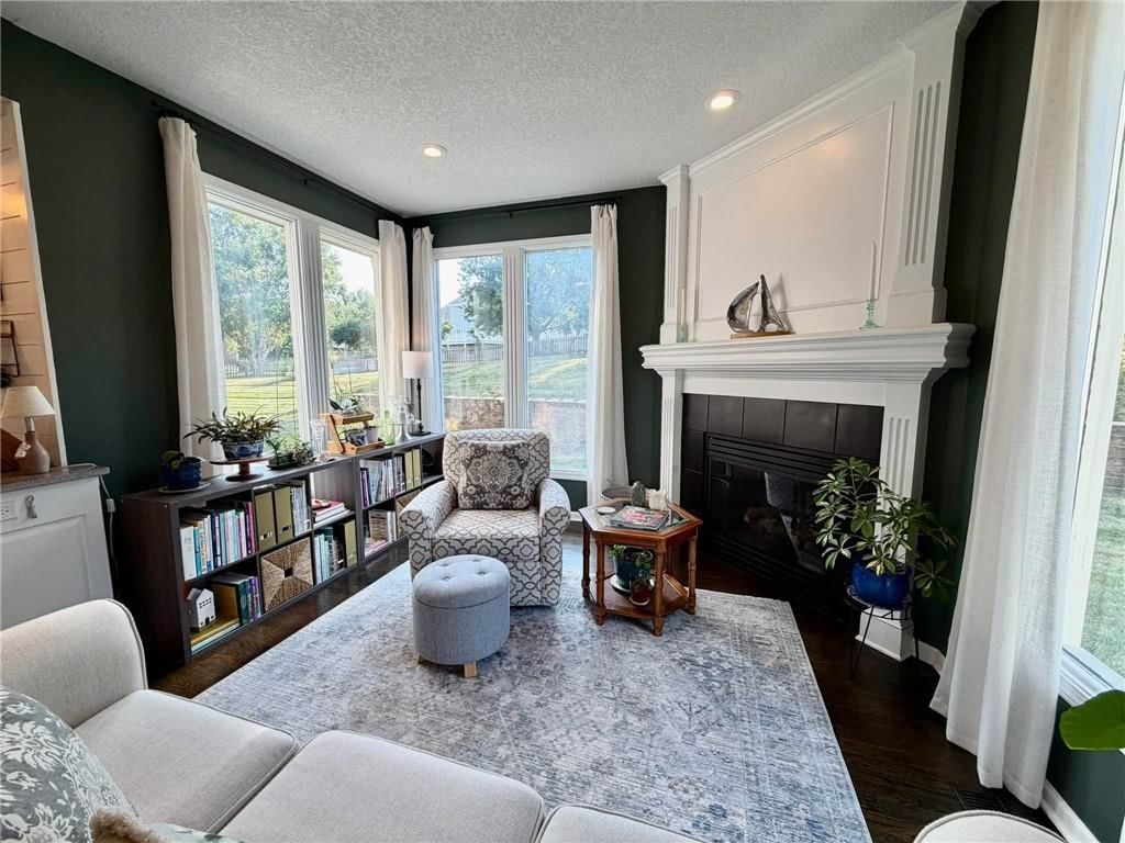 Photo 15 of 64 - 1403 NE 94th Court, Kansas City, MO 64155