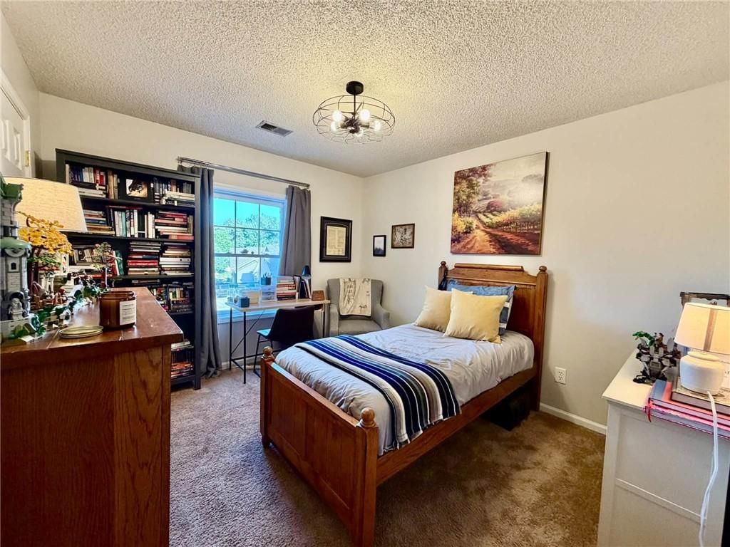 Photo 37 of 64 - 1403 NE 94th Court, Kansas City, MO 64155