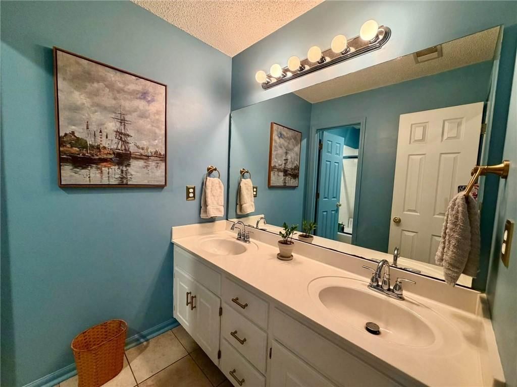 Photo 40 of 64 - 1403 NE 94th Court, Kansas City, MO 64155
