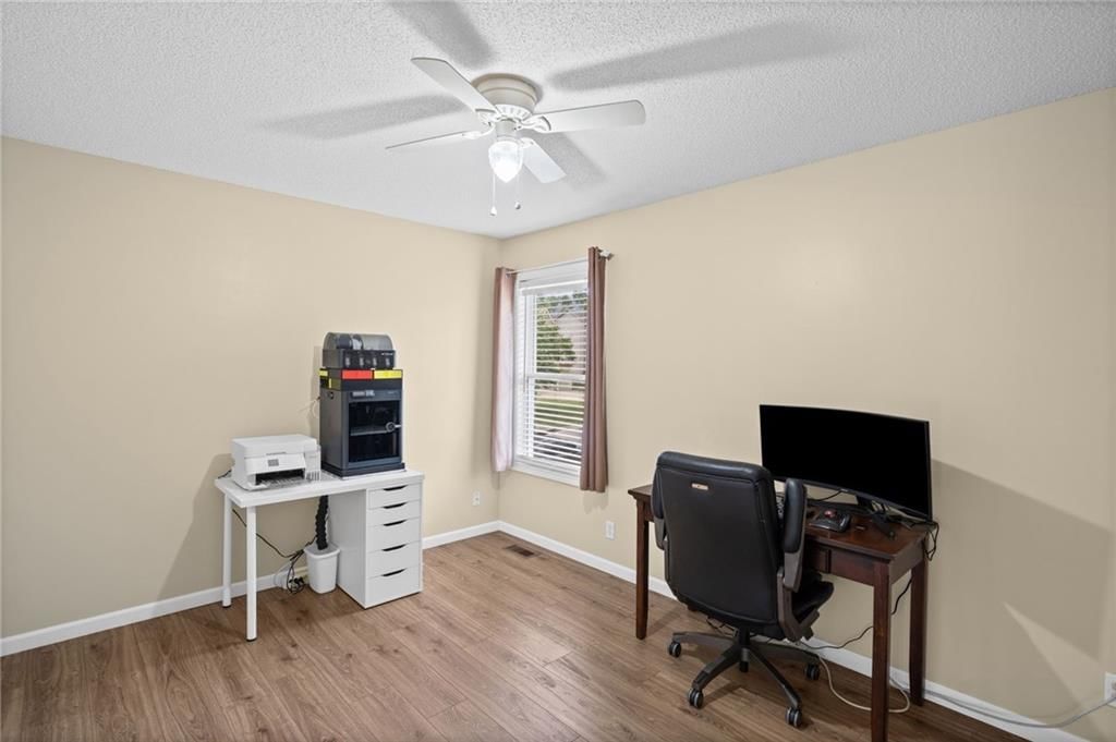 1008 SW 11TH Circle — photo 32
