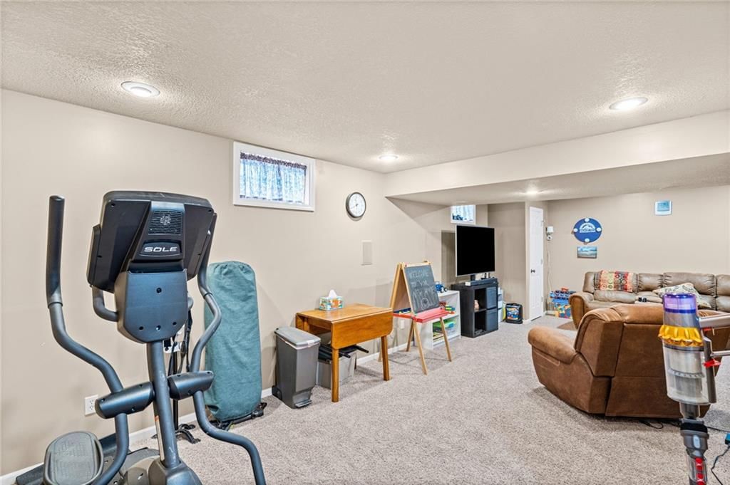 1008 SW 11TH Circle — photo 34