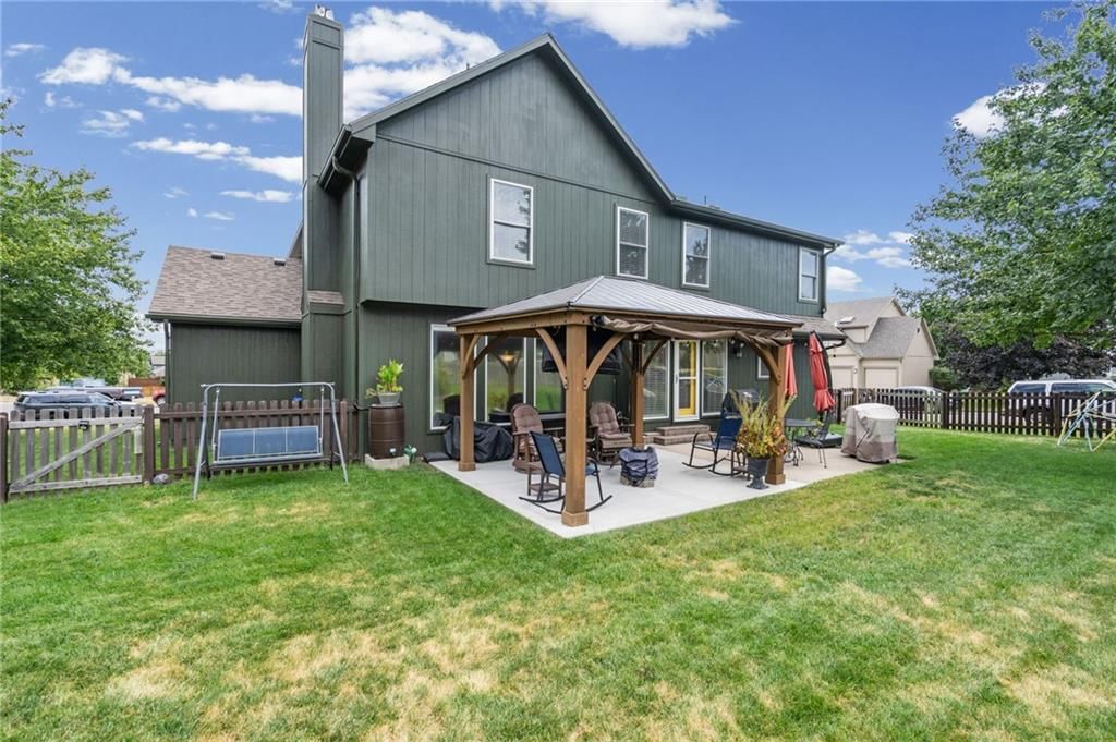 1008 SW 11TH Circle — photo 41