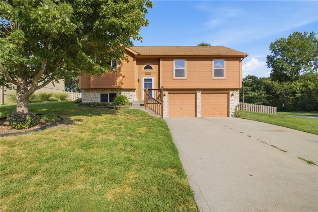 11421 N Kentucky Avenue, Kansas City, MO