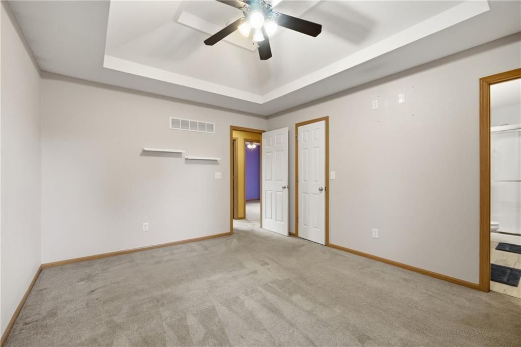 Photo 17 of 31, 11421 N Kentucky Avenue, Kansas City, MO 64157