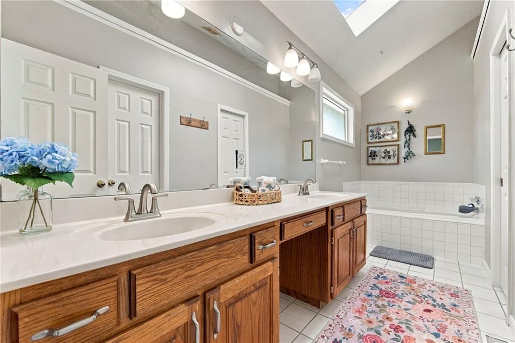 912 Village Street — photo 17