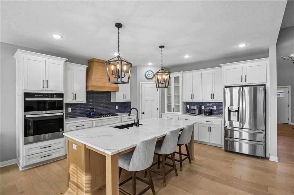 Photo 5 of 34, 4391 Aspen Drive, Basehor, KS 66007