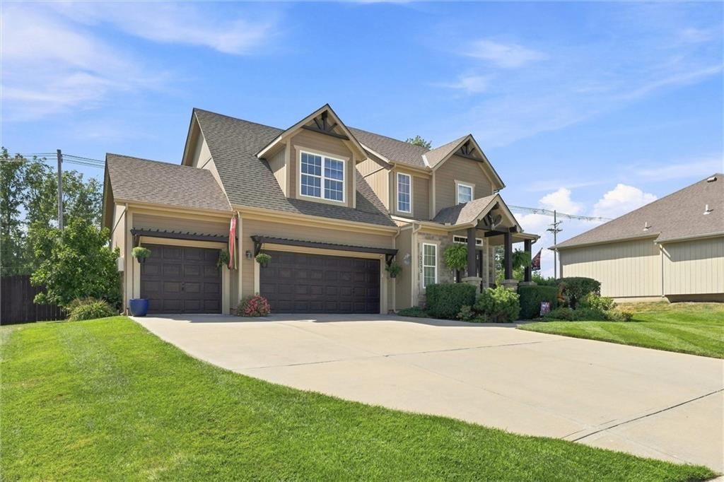 12233 Pine Valley Drive — photo 4