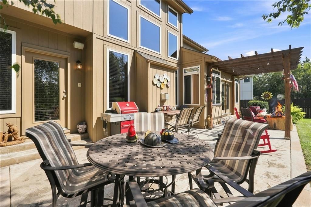 12233 Pine Valley Drive — photo 14