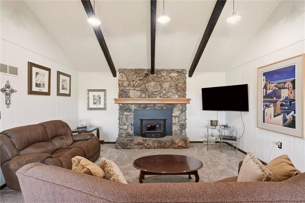 27611 S Belle Plain Road, Harrisonville, MO