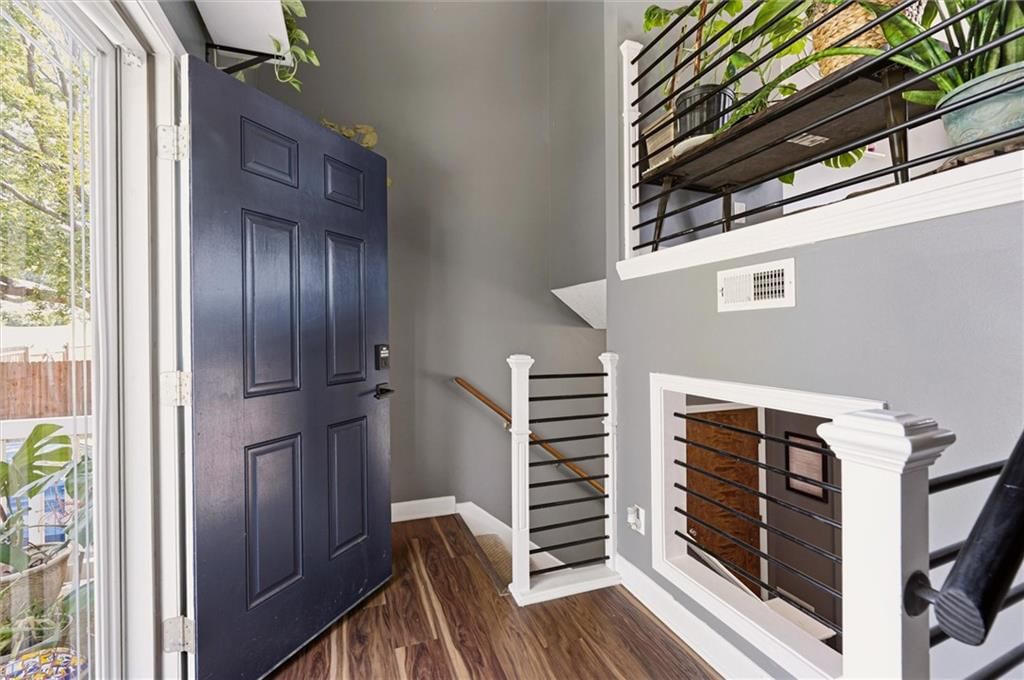 1001 Ash Street — photo 2