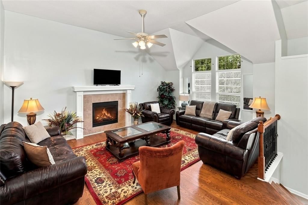 728 S Maple Street — photo 3