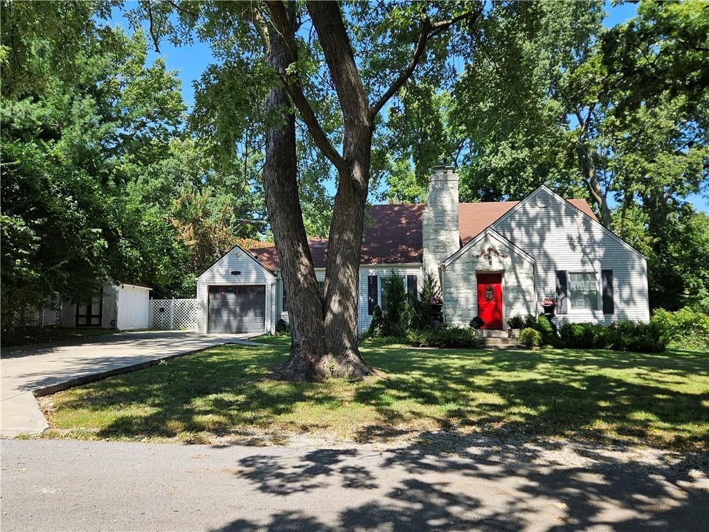 3753 N Grand Avenue, Kansas City, MO: listing photo 3