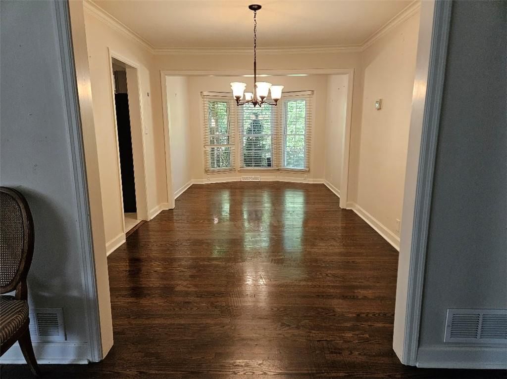 Photo 7 of 44 - 3753 N Grand Avenue, Kansas City, MO 64116
