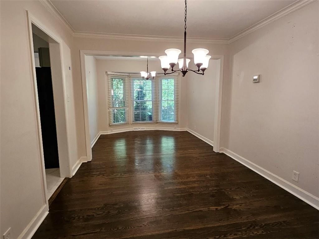 Photo 8 of 44 - 3753 N Grand Avenue, Kansas City, MO 64116