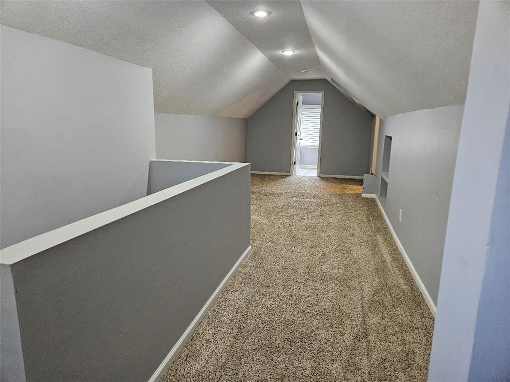 Photo 31 of 44 - 3753 N Grand Avenue, Kansas City, MO 64116