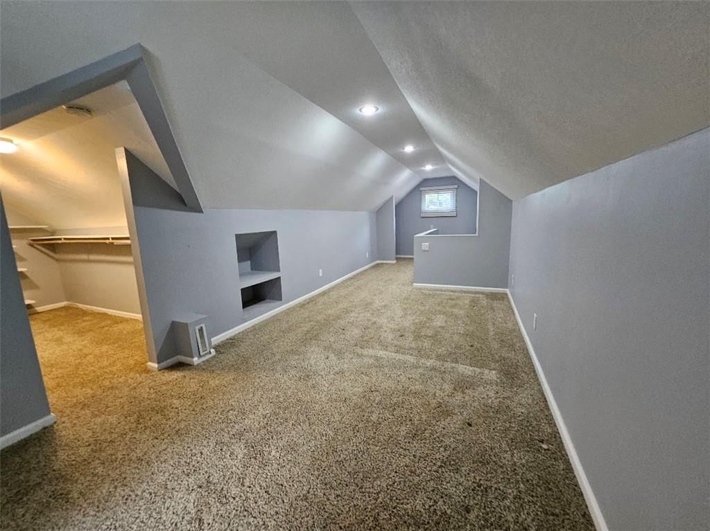 Photo 33 of 44 - 3753 N Grand Avenue, Kansas City, MO 64116