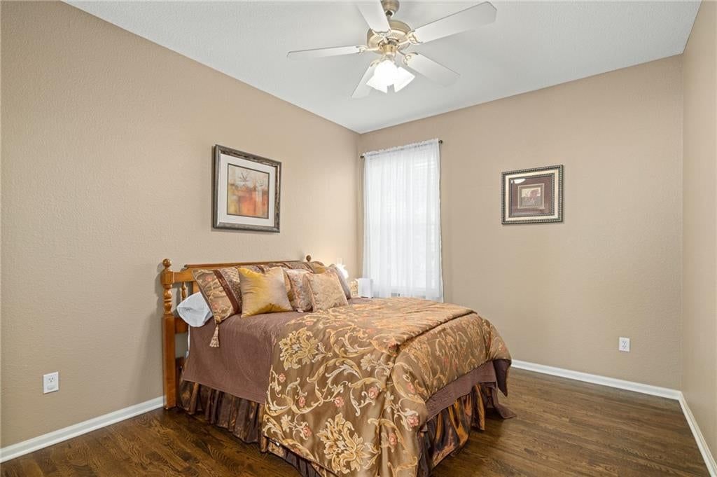 15924 W 160th Terrace — photo 31