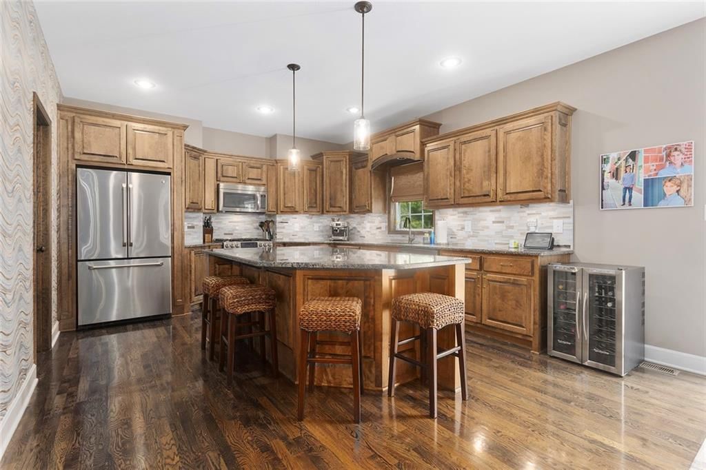 1725 NE NINE OAKS Drive — photo 16