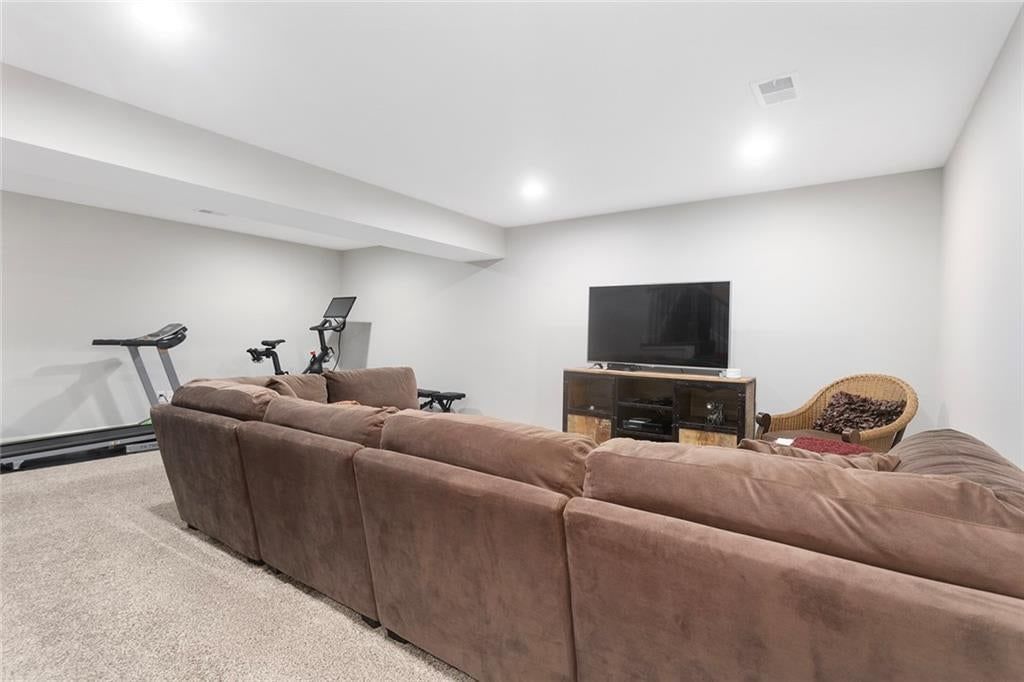 1725 NE NINE OAKS Drive — photo 39