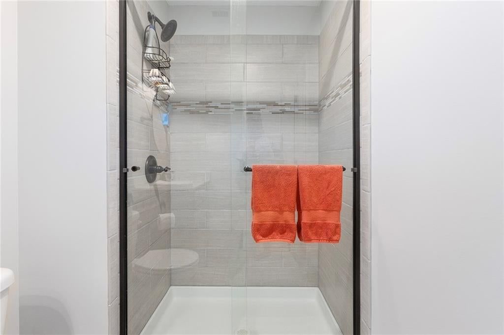1725 NE NINE OAKS Drive — photo 43