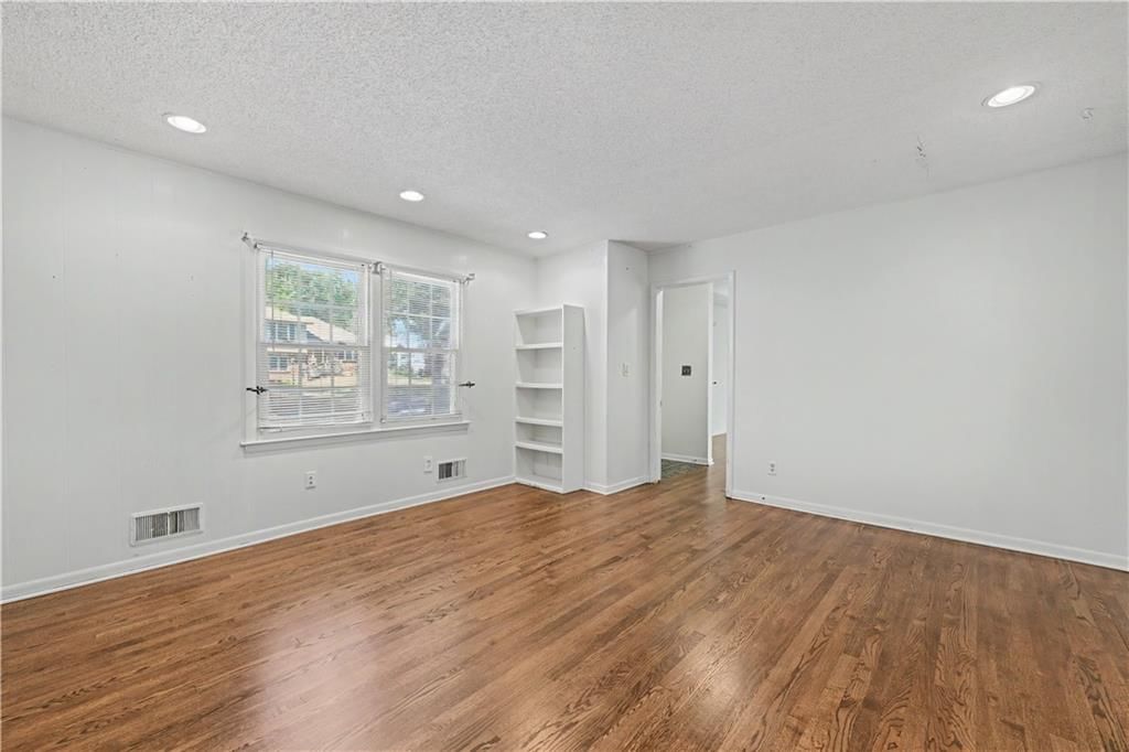 8901 W 98th Terrace — photo 8