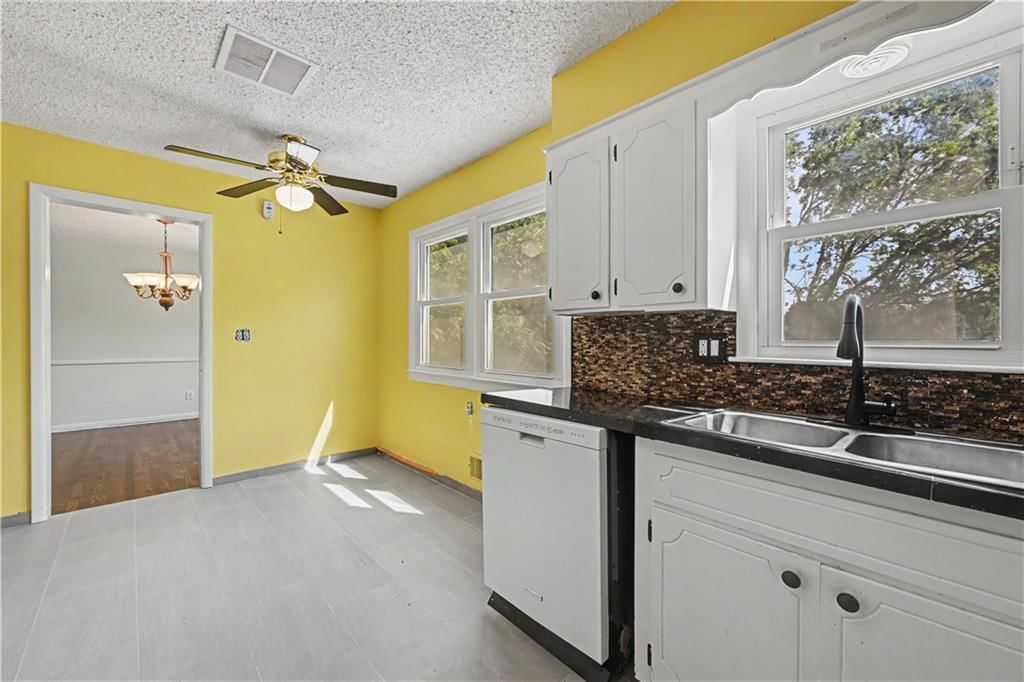 8901 W 98th Terrace — photo 10