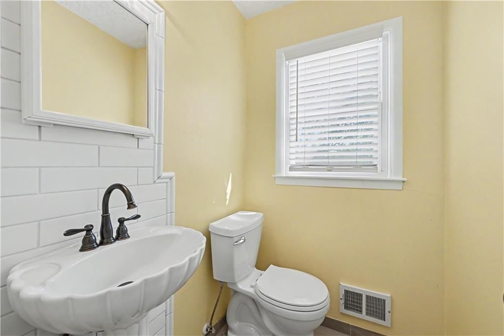 8901 W 98th Terrace — photo 11