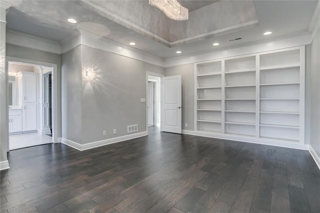 302 N Main Street — photo 19