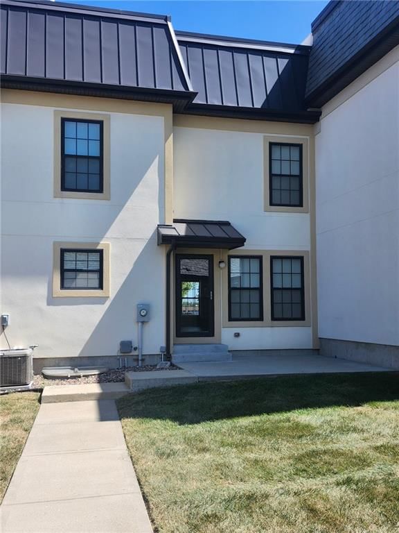 302 N Main Street — photo 35