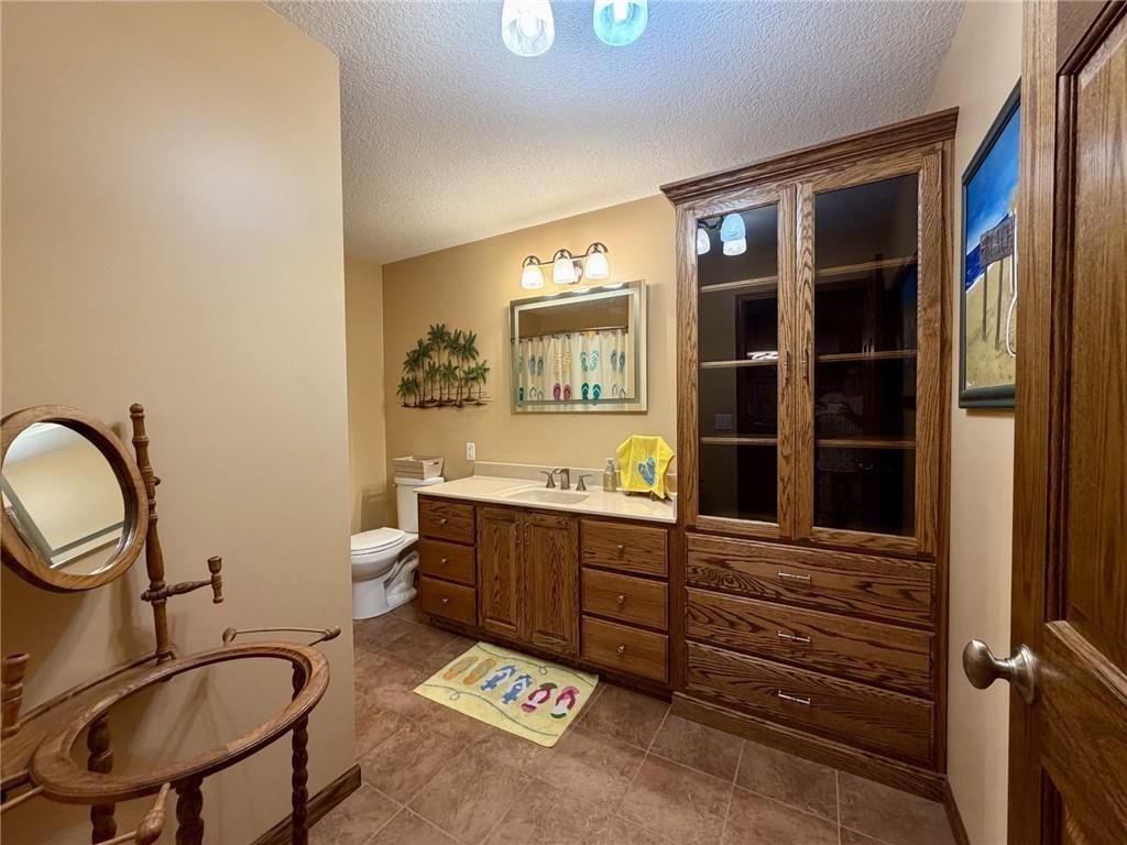 1325 Penobscot Street — photo 67