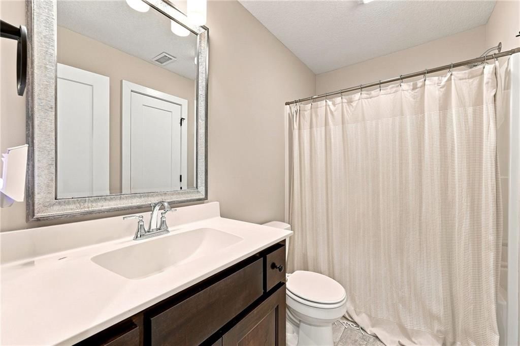 Photo 26 of 52 - 13559 Terrace Park Drive, Parkville, MO 64152