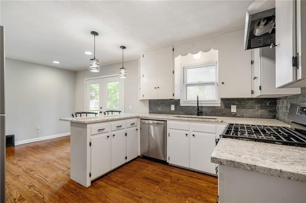 8542 Grandview Avenue — photo 17