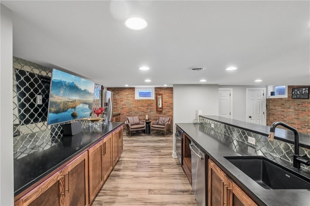 Photo 48 of 62 - 9029 Rosewood Drive, Prairie Village, KS 66207