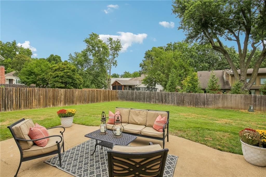 Photo 55 of 62 - 9029 Rosewood Drive, Prairie Village, KS 66207