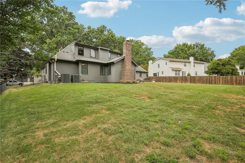 Photo 59 of 62 - 9029 Rosewood Drive, Prairie Village, KS 66207