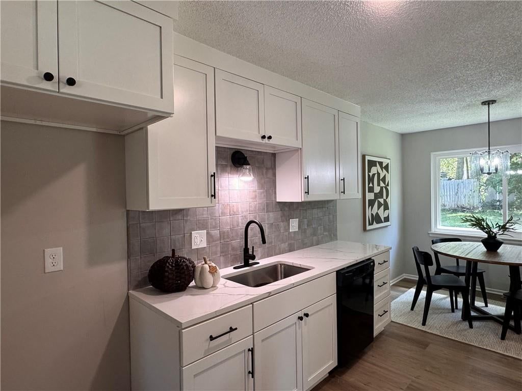325 SE Brownfield Drive — photo 7