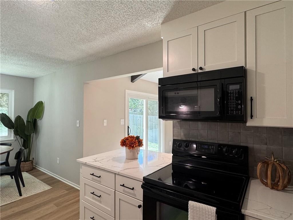325 SE Brownfield Drive — photo 9