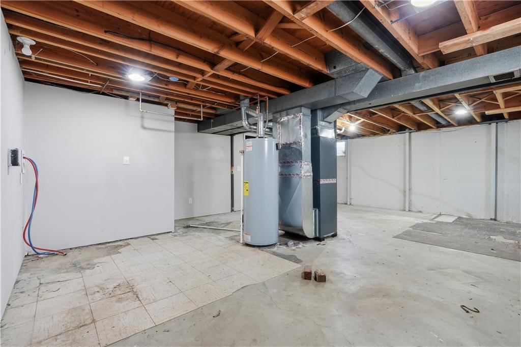 3920 Crane Avenue — photo 35